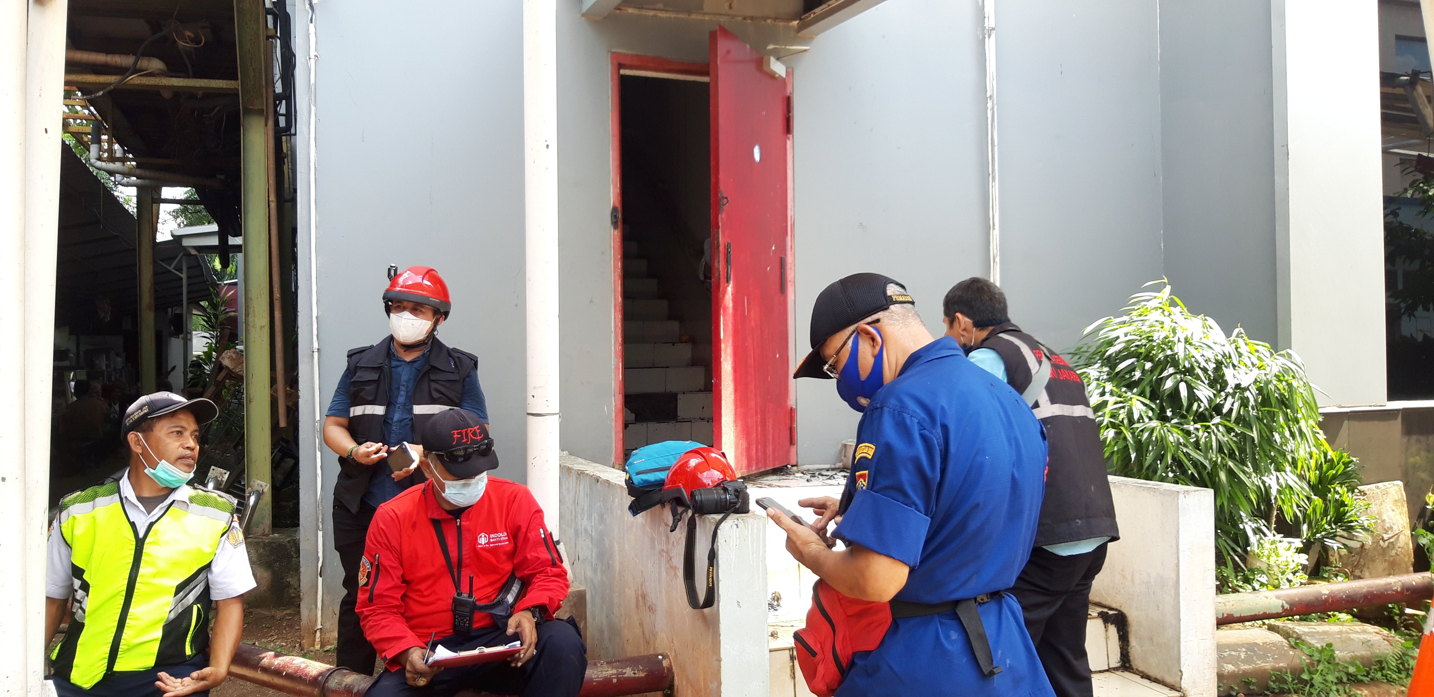 Tim Task Force ANRI Terjun Berkoordinasi dalam Penyelamatan Arsip Terdampak Kebakaran di Kantor Pelayanan Pajak Pratama Tebet