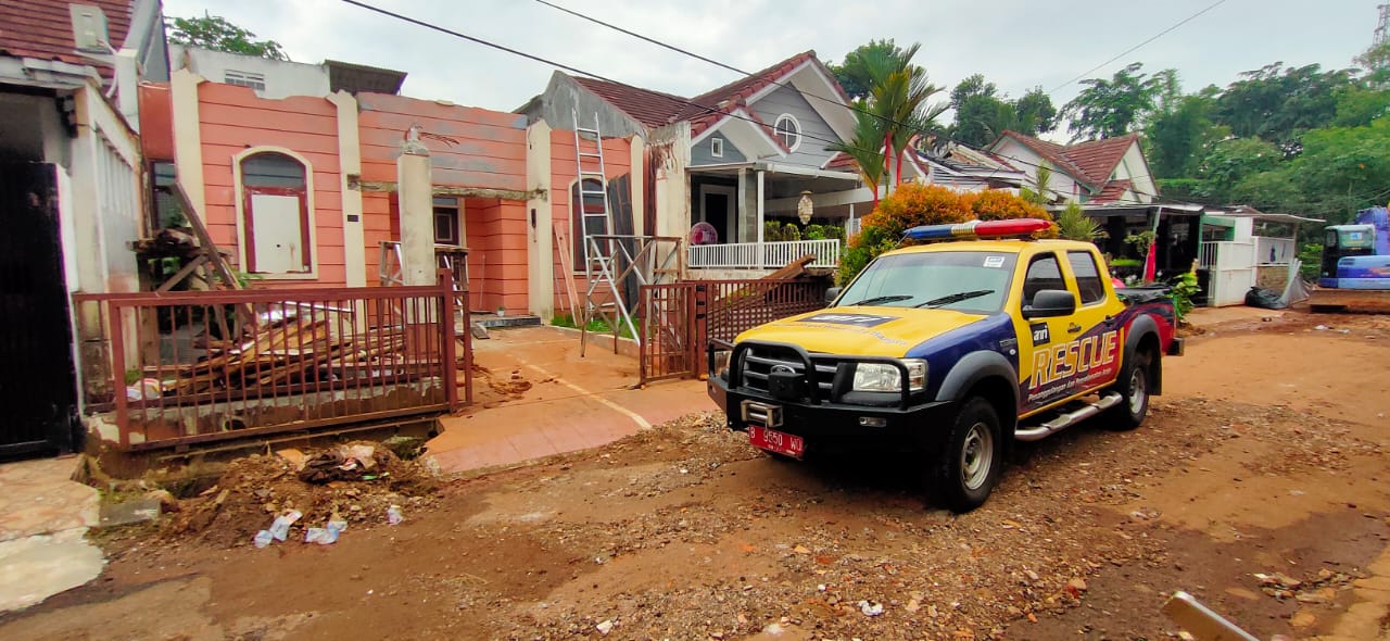 Tim Task Force ANRI Selamatkan Arsip Terdampak Bencana Banjir di Tangsel