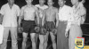 Foto bersama Petinju Jackson dari Bandung dan Atjong dari Malang sesaat sebelum pertandingan Tinju di Lapangan Ikada, Jakarta. 7 Oktober 1952. Sumber: ANRI, Kempen Jakarta 1952 No. 9990.