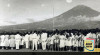 Foto khazanah arsip Kementerian Penerangan wilayah Yogyakarta yang merekam suasana Peringatan 100 tahun wafatnya Pangeran Diponegoro yang diselenggarakan oleh Panitia Pengabdian Pahlawan Diponegoro pada 8 Januari 1955.