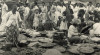 Foto Masyarakat  sedang mengunjungi Pasar Sentul Yogyakarta yang baru diresmikan oleh Walikota Yogyakarta, Mr. Soedarisman Poerwokoesoemo, 17 November 1953.