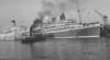 Foto Kapal Willem Ruys dan Kapal Oranje saat berlabuh berdampingan di Pelabuhan Tanjung Priok, Jakarta. 23 Mei 1949.