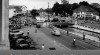 Foto suasana Jl. Nusantara (sekarang Jl. Ir. H. Juanda) yang dilewati berbagai macam moda transportasi di Jakarta, 4 Juni 1952.