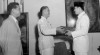 Arnold Mononutu, Menteri Penerangan RI menghadap Presiden Sukarno menyerahkan dokumentasi kunjungan Perdana Menteri India Pandit Jawaharlal Nehru saat kunjungannya di Indonesia. 23 Juli 1950