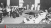 FotoPelantikan Presiden Sukarno dan Wakil Presiden Moh. Hatta di Gedung DPR. Tampak dalam acara tersebut antara lain M.Natsir, Sri Sultan Hamengkubuwono IX, M. Roem, dan Wahid Hasjim. 25 Oktober 1950.