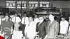 Foto Kunjungan pejabat Departemen Penerangan di Percetakan Negara pada tanggal 1 Februari 1966.