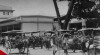 Suasana di depan Pasar Besar, Madiun, Tampak pangkalan Dokar di samping pasar, 4 April 1949.